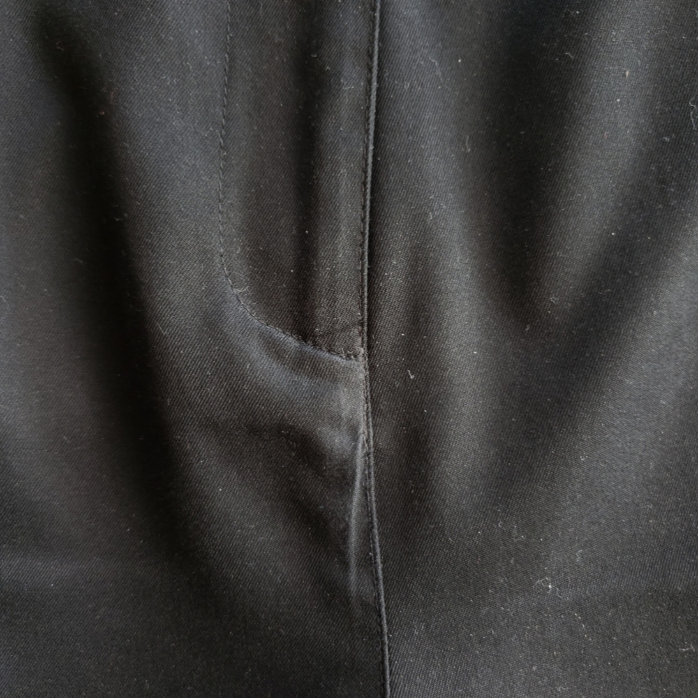 Talbots Walking Shorts - Picture 4 of 9